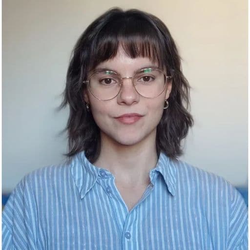 María