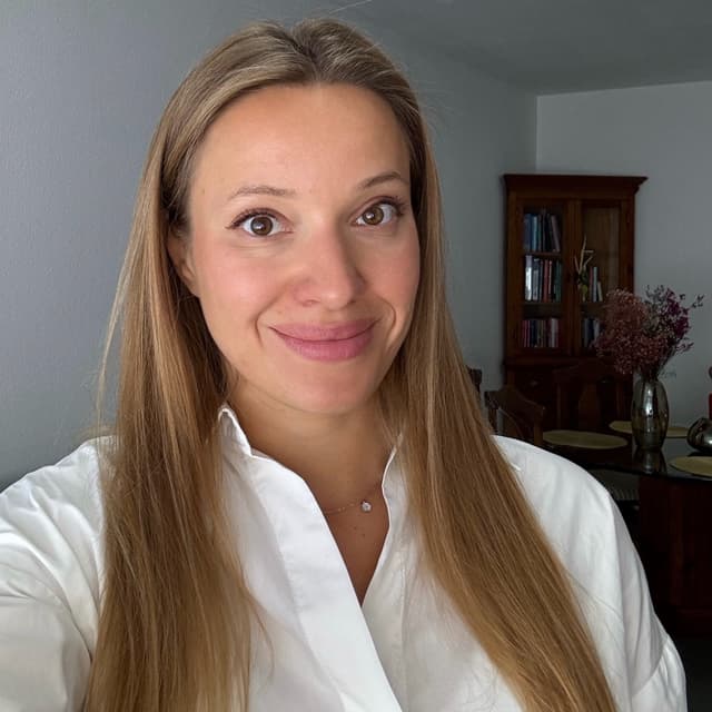 Alina Leoni - Psychoterapist