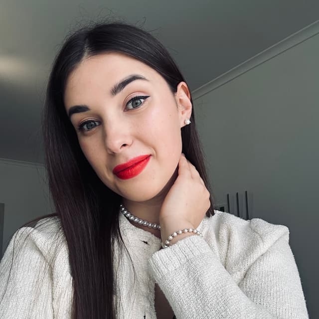 Oksana Melnyk - Psychologist