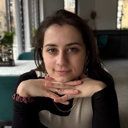 Karina Monchuk-Hladkova - Psychotraumatologist, Psychologist