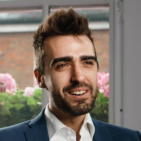 Alvaro Fernandez - Psychologist, Consulting psychologist