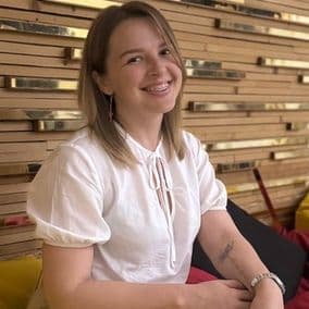 Olena Ryzha - Psychologist