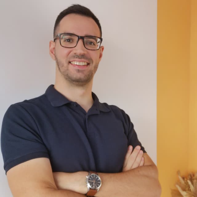 Lorenzo M. Lorenzo M. - Psicólogo