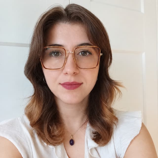 Maria Madalina Maria Madalina - Terapeuta