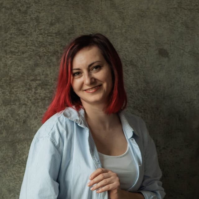 Oksana Oksana - Psychotraumatologist, Psychologist